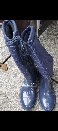 Neue gefütterte gummistiefel - neue,
